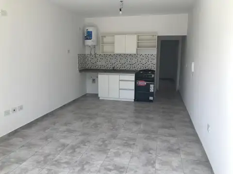 Canning 101 , Piso PB