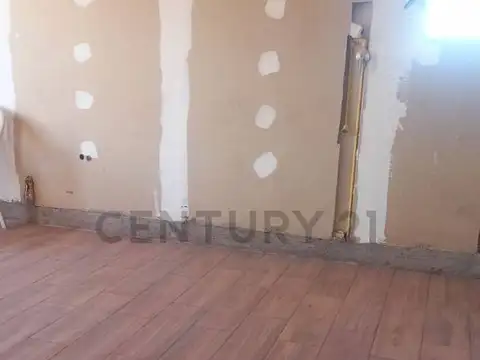 TERRENO CON CASA - GUAYMALLEN - CORRALITOS - MENDOZA