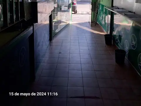 Locales en venta - 2 Deposito 2 Baños - 303Mts2 - Rafael Calzada, Almirante Brown