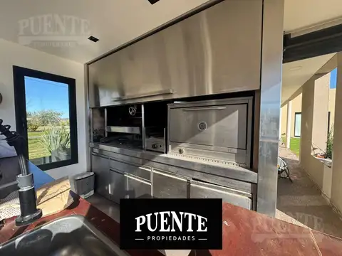 Casa en Barrio Fincas de San Vicente a la Venta