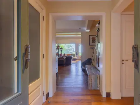 Casa en Venta en Acassuso Vias  /  Santa Fe, USD 2.600.000