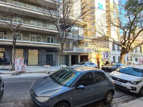 VENTA LOCAL  COMERCIAL PB  FRENTE NUÑEZ  ESTRENAR