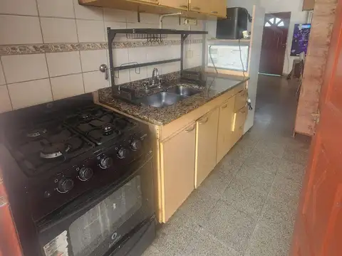 Depto Tipo Casa en Venta en Ezpeleta Este, USD 55.000