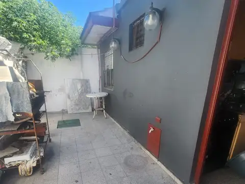 Depto Tipo Casa en Venta con 1 cocheras