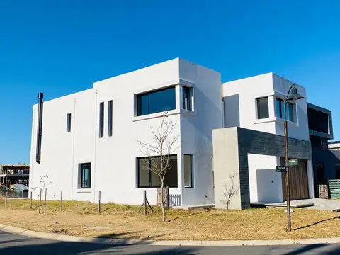 Casa en Venta en Nordelta, USD 1.250.000