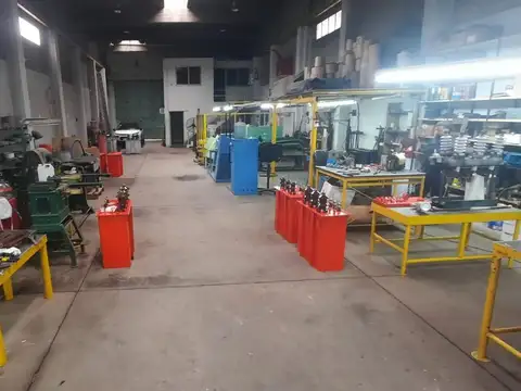 Galpon en Venta en Monte Grande, USD 359.999