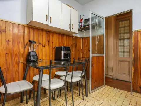 Depto Tipo Casa en Venta 50 años