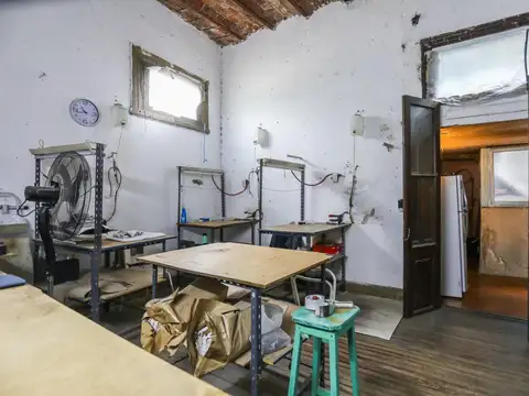 Depto Tipo Casa en Venta de 9 ambientes