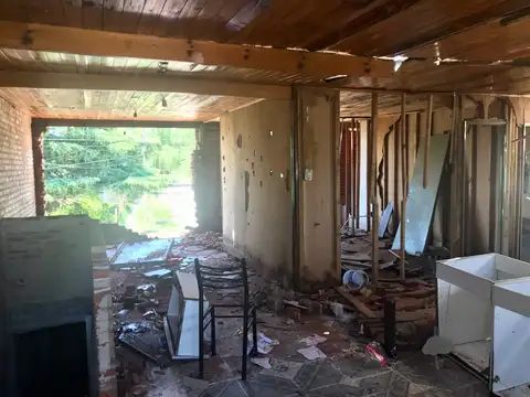 Casa en Venta en Rafael Calzada, USD 80.000