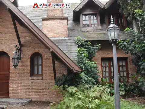 Casa en Venta de 5 dormitorios