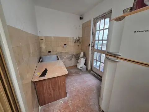 VENTA CASA LOTE PROPIO 4AMB TERRAZA AVELLANEDA 200 CABALLITO