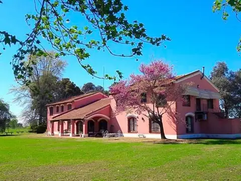 Exclusivas 28 hectáreas con importante casco estilo colonial, Salvador María