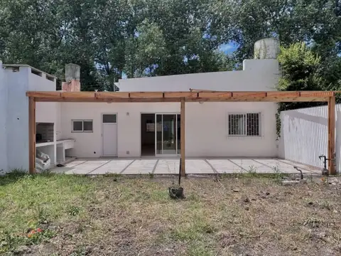 Casa en Venta con 1 cochera