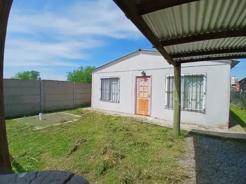 Casa Tipo Americana 3 dormitorios Pileta Domselaar