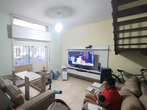 Depto Tipo Casa en Venta 40 años