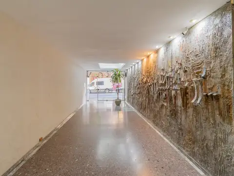 Teniente General Juan Domingo Perón 2100, Piso 5