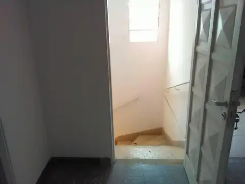 Depto Tipo Casa 4 ambientes con 1 baño