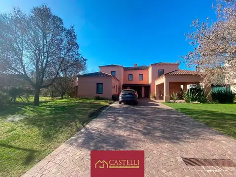 Casa de 6  ambientes en Venta Ayres de Pilar
