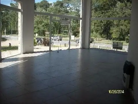 Av. Buenos Aires 1300