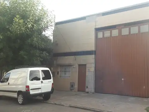 GALPON 270 M2 LOMAS DEL MIRADOR