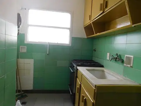 Cochabamba 800, Piso 8