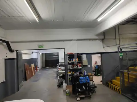 Galpon en Venta en La Lucila, USD 450.000