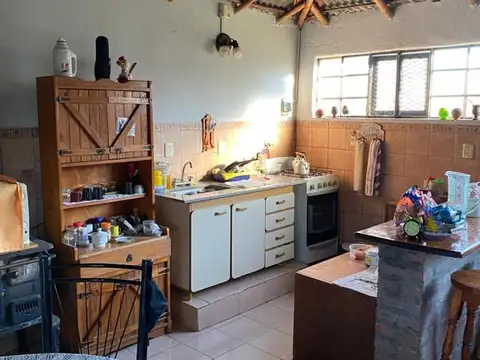 Casa 3 ambientes con 1 baño