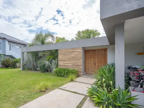 CASA VENTA 6 AMBIENTES TERRAVISTA FONDO LAGUNA