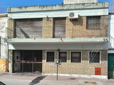 Casa en venta Ayacucho 1518 - San Fernando