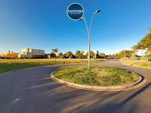 VENTA DE LOTE - PUERTOS DEL LAGO - 662.88 MTS