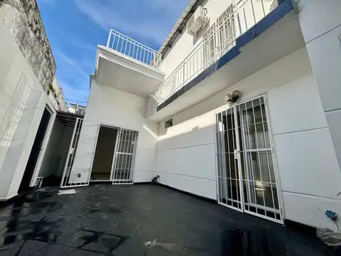Depto Tipo Casa en Venta al Este