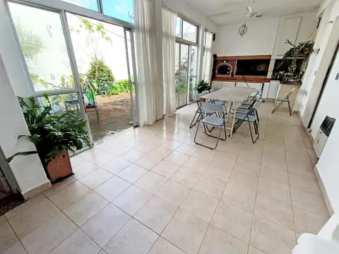 Casa en Venta en Sarmiento, USD 165.000
