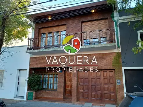 PH tipo chalet - 3 dormitorios - Garage - Patio.