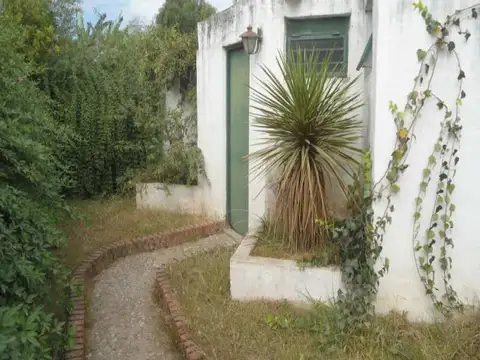 Oficina en Alquiler en Arguello, $ 720.000