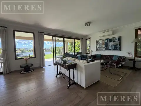 Casa en Alquiler Temporal en Barbarita, USD 5.500