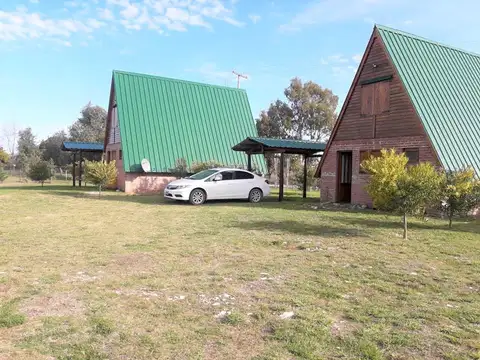 Casa en Venta con 3 cocheras