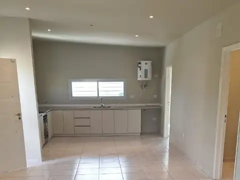 Casa en Venta en Villa Del Lago, USD 200.000