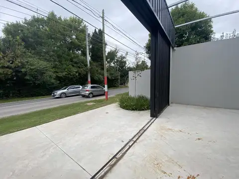 Local en Venta en City Bell, USD 350.000