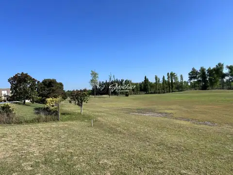 Terreno en Venta 34  mts Fondo