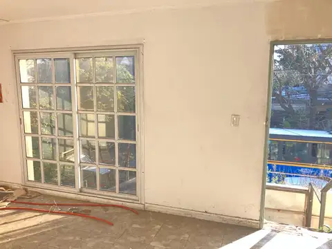 Depto Tipo Casa 3 ambientes con 2 baños