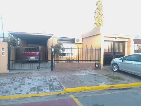 Casa - 3 dormitorios - Bario Ariel del Plata