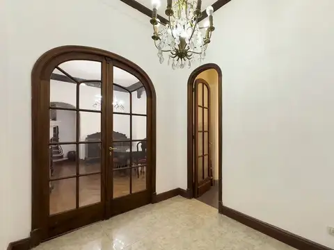 Teniente General Juan Domingo Perón 2300