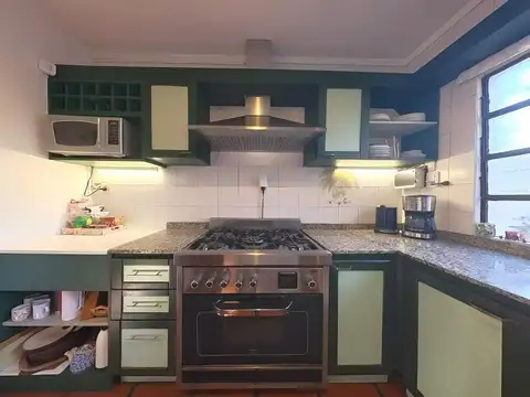 Depto Tipo Casa en Venta con 1 cocheras