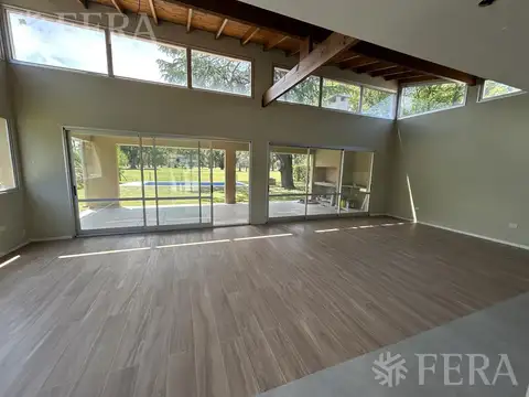 Venta casa 4 ambientes con piscina en Barrio Club Atletico Lomas - Ezeiza