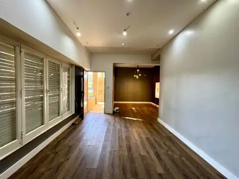 Casa 3 ambientes con 1 baño