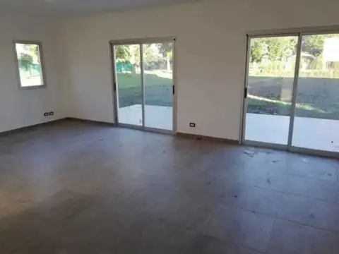 Santa Guadalupe, Venta Con Renta