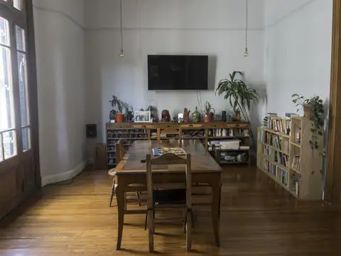 Departamento 5 ambientes con 2 baños