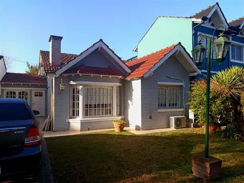 Doctor Nicolas Repetto al 300