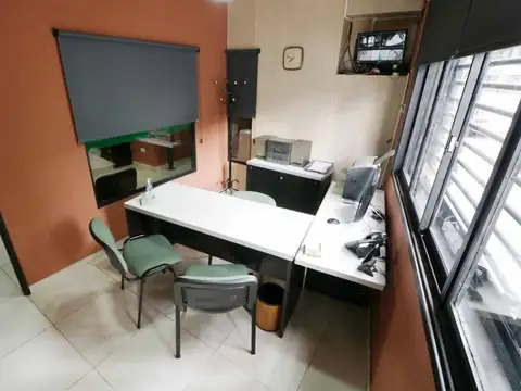 Avenida Mariano Acosta 500