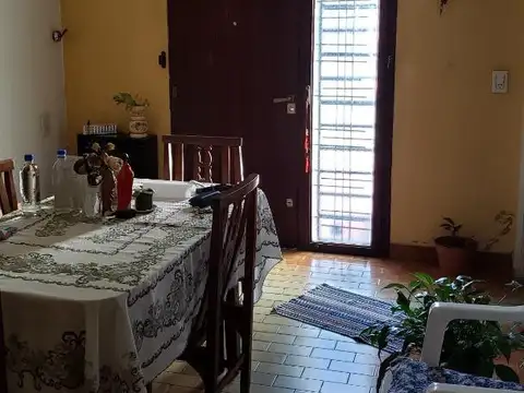 Depto Tipo Casa en Venta de 4 ambientes